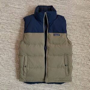 Patagonia Bivy Blue Beige Down Reversible Vest - Men’s Small